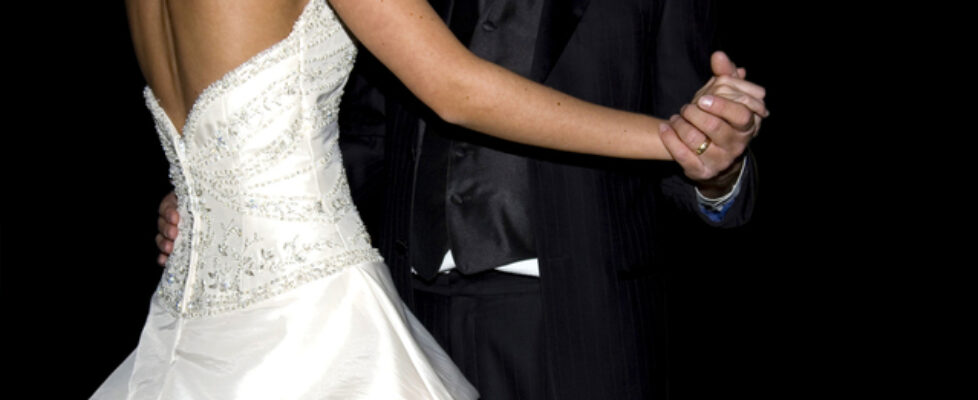 wedding-dance-1310591-639x424